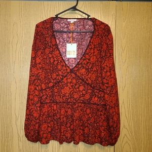 NWT Knox Rose Floral Top XXL